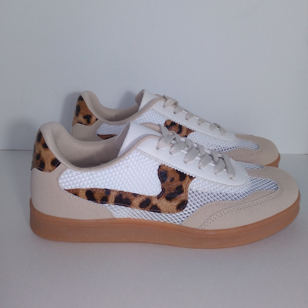 Leopard Print White Mesh Low Top Sneakers - Picture 3 of 6